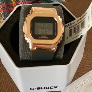 Brand new Casio G-Shock rose gold watch